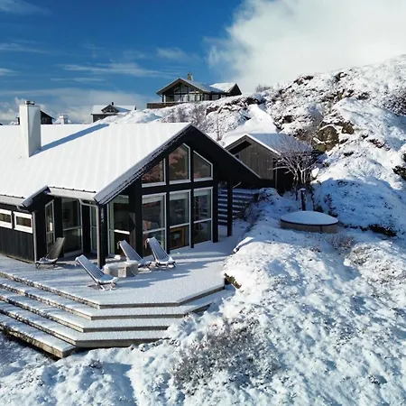 Lofoten Links Orman Evi