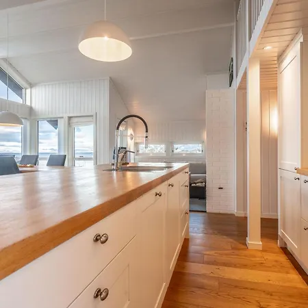 Lofoten Links Lodge *