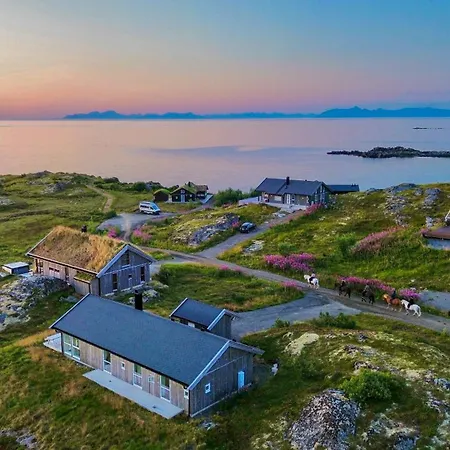 Lofoten Links