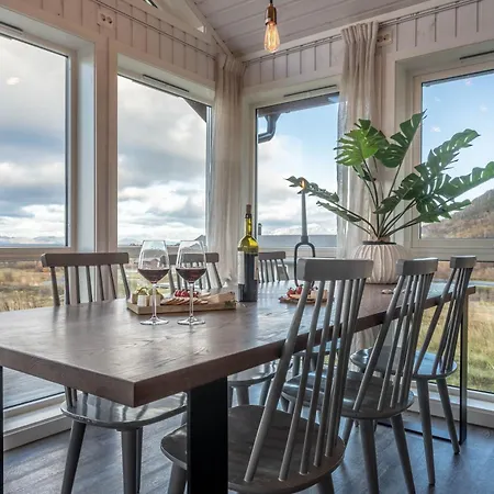 Lofoten Links Lodge *