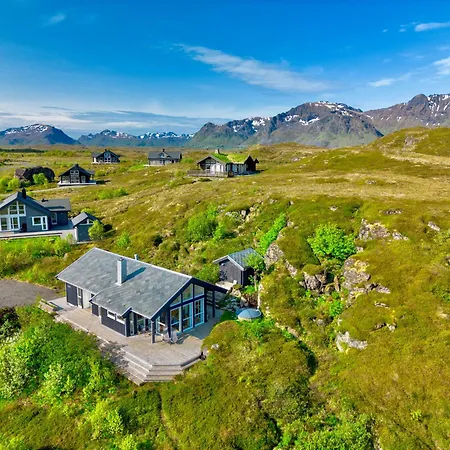 Lofoten Links ロッジ *