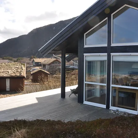 Lofoten Links