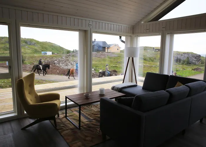 Lofoten Links *