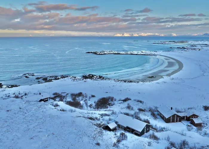 Lofoten Links *